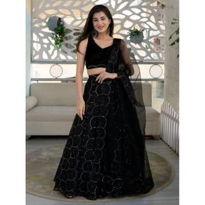 Conjunto de Lehenga Choli de Diseñador con Lentejuelas Negras para Boda, Elegante, para Ocasiones Especiales - Product Image 1