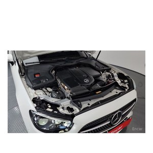 Mercedes-Benz Clase E E300d 4MATIC Coupé, Modelo Diciembre 2023, 24,151 km, Caja de Cambios Automática, Asientos de Cuero, Volante a la Izquierda, Cámara Trasera - Product Image 6