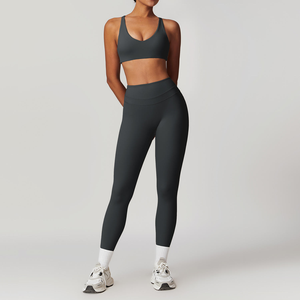 Ensemble de yoga 2 pièces pour femme, haut à manches courtes et legging taille haute, respirant, extensible, séchage rapide, tenue de sport et fitness - Product Image 4