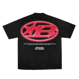 FREEZY APPARELS T-shirt noir à manches courtes pour homme, logo imprimé numériquement sur le devant, motif silhouette rose, style streetwear, col rond, coupe ample - Product Image 2