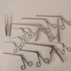 Lot de 15 rongeurs chirurgicaux assortis et autres V.Muller - Product Image 1