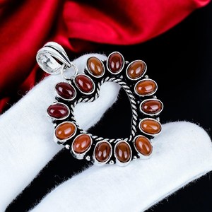 Pendentif cœur en cornaline naturelle, collier avec pendentif en pierre précieuse, bijoux faits à la main, cadeau pour elle, cadeau de bijoux en forme de cœur pour maman - Product Image 2
