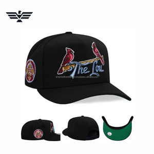 Casquette de baseball personnalisée blanche et rouge, broderie 3D, 6 panneaux, fermeture snapback |   Casquette de sport unisexe réglable |   Premium Respirant - Product Image 1
