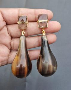 Pendientes de Aro Colgantes Modernos Hechos a Mano con Cuerno de Búfalo 100% Natural, Ecológicos, Únicos, Ligeros y Duraderos para Boda - Product Image 6