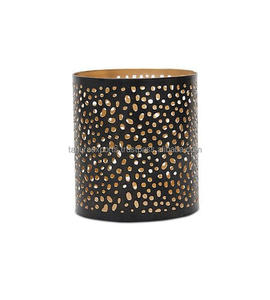 Nouveaux pots de bougie en métal au design élégant chauffe-plat support de lumière de thé votif pour la décoration de la maison pour l'exportation depuis l'Inde - Product Image 1