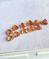 Pierres précieuses calibrées en forme de trionne de 6 mm en pierre de soleil naturelle facettée, couleur orange, pour la fabrication de bijoux. Achetez maintenant en gros des pierres en vrac.