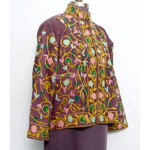 Veste brodée de style vintage de qualité supérieure avec motifs artistiques pour femmes, élégante pour un usage quotidien, disponible dans toutes les tailles - Product Image 4