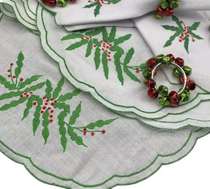 Ensemble de sets de table et de serviettes de Noël brodés sur mesure, 100% lin, sets de table ronds avec motif de houx, lavables en machine, décoration de la maison - Product Image 2