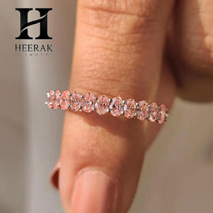 Bague d'éternité ovale en or 14 carats avec saphir rose/diamant - Bague élégante à superposer pour femmes - Product Image 1