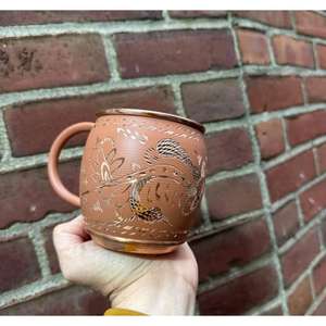 Taza Moscow Mule con Diseño Floral, 100% Cobre, Artesanal, Ecológica, con Aislamiento para Bebidas Frías/Calientes, para Fiestas y Bares - Product Image 4