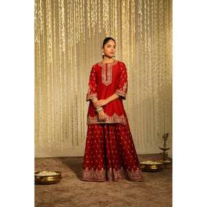 Costume de fête traditionnel chinois de créateur avec bas élégant et Dupatta - Product Image 1