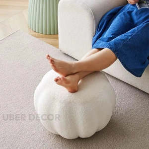 PumpkinBliss Tabouret rond mignon en peluche Pouf à fleurs douces en plusieurs couleurs pour salon et chambre à coucher - Product Image 2