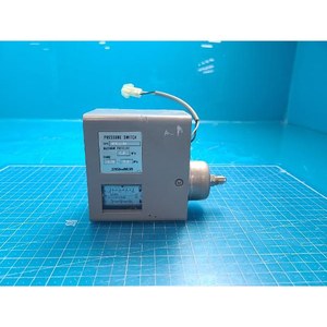 Pressostat industriel SAGINOMIYA SPS-L106 d'occasion – Pièces détachées d'équipement semi-conducteur de la génération précédente - Product Image 4