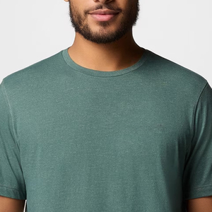T-shirt en coton décontracté pour homme, tissu léger, manches courtes, avec logo personnalisable. - Product Image 2