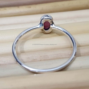 Anillo de Plata de Ley 925 hecho a mano con delicado granate natural, forma ovalada minimalista, suministro directo de fábrica Original para boda - Product Image 6