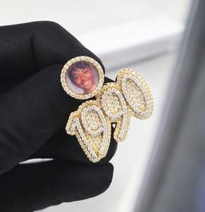 Pendentif personnalisé 1990 avec photo, serti de moissanite, bijoux hip-hop, finition or - Product Image 2