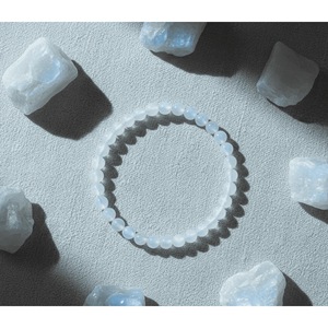Bracelet artisanal en pierre de lune naturelle, perles, vente en gros, bracelet de guérison harmonieuse en cristal, provenance Inde - Product Image 4