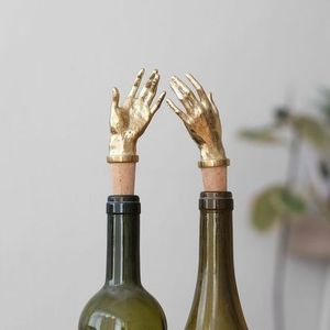 Bouchon de bouteille en métal polyvalent pour bouteilles de vin, de liqueur et de boissons, avec joint en silicone et construction durable - Product Image 2