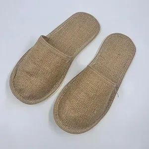 Chaussons jetables en jute naturel à bout ouvert pour hôtels, idéaux pour l'hôtellerie, les chambres d'hôtes, les voyages et le confort quotidien - Product Image 4