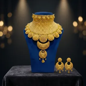 Collier ras-du-cou en laiton plaqué or 24 carats avec perles d'imitation, chaîne maille forçat de 18 pouces, coffret complet, tendance pour femme, idéal pour mariage - Product Image 3