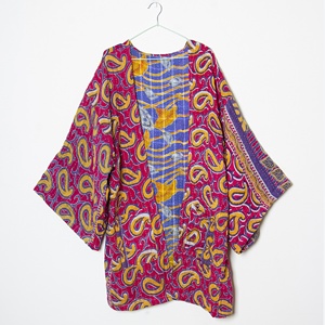 เสื้อแจ็คเก็ตฤดูร้อนแบบถักมือด้วยผ้าฝ้ายลายควิลท์แบบกลับด้านได้สำหรับผู้หญิง สไตล์โบฮีเมียน วินเทจ คันธา คิโมโน - Product Image 1