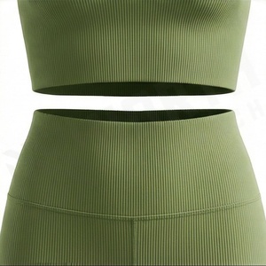 Ensemble de yoga sexy taille haute pour femme, haut court à manches courtes et legging taille haute, tenue de sport deux pièces pour fitness et gym - Product Image 5