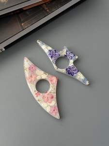 Support de page de livre en résine pour lecteur au pouce |   Cadeau de lecture unique pour les amateurs de livres et les étudiants - Product Image 6