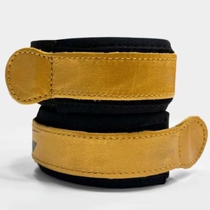 Sangle de soutien pour poignet de boxe en cuir, fermeture Velcro réglable, pour l'entraînement aux arts martiaux, adultes, noir et marron - Product Image 1