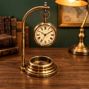 Horloge de bureau nautique vintage en laiton avec boussole, horloge de table maritime antique, support incurvé, cadran à chiffres romains, luxe exécutif - Product Image 6