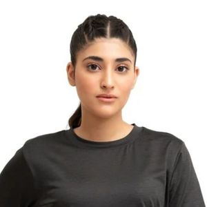 <b>Women</b> <b>Black</b> Short Sleeve Crew Neck T <b>Shirt</b> Curved Hem Casual Relaxed Fit Basic Everyday Top Lightweight <b>Womens</b> Fashion Summer Te - Product Image 2