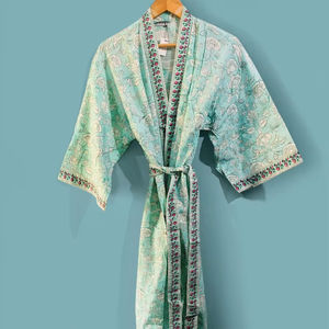 Bata Kimono de Algodón Verde Menta con Estampado Artesanal, Ropa de Estar por Casa para Novias, Bata Elegante para Boda - Product Image 1