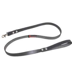 Conjunto de Bondage Bad Boy de Cuero Vacuno Negro con Esposas, Látigo, Paleta y Restricciones - Product Image 5