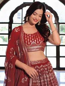 Red Candy Color <b>Sequined</b> <b>Crop</b> <b>Top</b> Matching Skirt Bridesmaid Outfit Scoop Neck Spaghetti Strap Natural Waistline Classic Style - Product Image 2