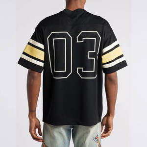 Camiseta deportiva holgada con cuello en V, cómoda y transpirable, con costuras reforzadas. - Product Image 5