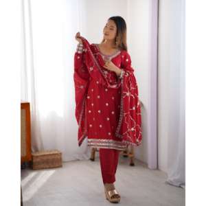 Beau haut XL tendance pour femme avec ensemble de travail brodé en fil de séquence Dupatta - Product Image 5