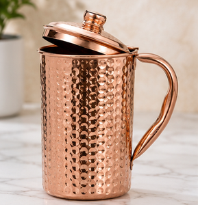 Carafe en cuivre avec finition martelée et couvercle, style vintage, grande capacité, vaisselle de maison, carafe isotherme de qualité supérieure pour le bien-être ayurvédique - Product Image 1