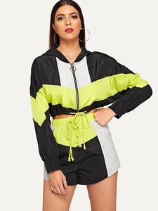 Conjunto de Pantalones Cortos y Chaqueta Cortavientos Personalizados para Mujer, Venta al Por Mayor, Servicio OEM, Conjunto de 2 Piezas Impermeable 2026 - Product Image 4