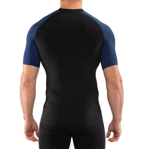 OEM Best Selling Men Short Sleeve Rash Guard Black Blue Quick Dry Spandex Polyester Workout Shirt Adult Fitness - Product Image 6