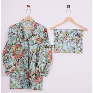 Ensemble de pyjama 100 % coton fait main et imprimé au bloc pour femme, avec fermeture boutonnée, col rabattu, poches et sac assorti, doux et respirant - Product Image 3