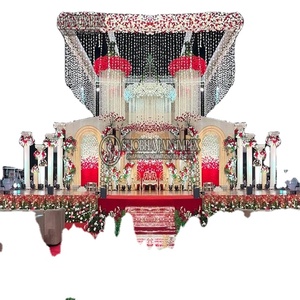 Decoración de Escenario Romano de Madera para Bodas - Product Image 1