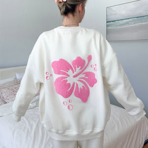 เสื้อสเวตเชิ้ตเนื้อผ้านุ่มสบายผิว เหมาะสำหรับใส่ในฤดูหนาว ทรงหลวม คอกลม ปักลายเชนิลล์แบบกำหนดเอง สำหรับผู้หญิง - Product Image 1