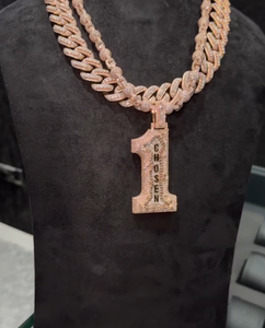 จี้ห้อยคอแบบ Iced Out หมายเลข 1 ดีไซน์พิเศษ เงินแท้ 925 ประดับโมอิสซาไนต์ ชุบทองคำสีกุหลาบ พร้อมสร้อยคิวบันลิงค์ สไตล์ฮิปฮอป - Product Image 2