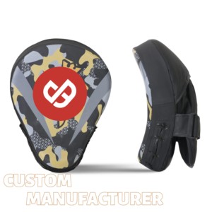 En gros OEM Palettes de frappe et de cible incurvées en cuir synthétique pour Muay Thai, Boxe, MMA, Sparring et Arts Martiaux - Product Image 3