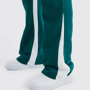 Pantalones de chándal minimalistas de diseño limpio para hombre, de forro polar liso monocromático, básicos para el día a día, tipo box. - Product Image 4