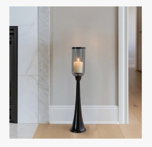 Porte-bougie Hurricane en verre cylindrique avec base noire, résistant à la chaleur, décoration d'intérieur à prix avantageux - Product Image 4