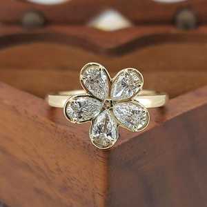 Anillo de Diamantes con Corte de Pera de 0.32CT Cada Uno, para Mujer, Cultivados en Laboratorio, Oro Sólido de 14K, Regalo Sorpresa de Boda para Novias - Product Image 2