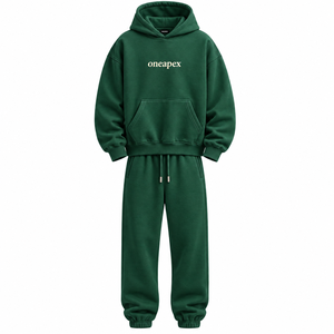 Ensemble de survêtement homme hiver uni vert à capuche, coupe classique, en coton épais, style streetwear, écoresponsable, personnalisable - Product Image 1