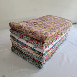 Tela de Algodón Estampada a Mano con Diseño Mugal Butta, Transpirable, Ligera y Ecológica para Confección de Vestidos de Mujer - Product Image 1