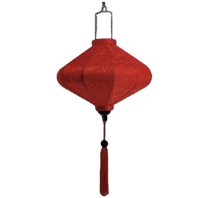 Lanterne décorative en soie, fabriquée au Vietnam, lanterne en tissu artisanal, abat-jour suspendu pour une utilisation intérieure et extérieure, pour la maison, les festivals et l'ambiance. - Product Image 1