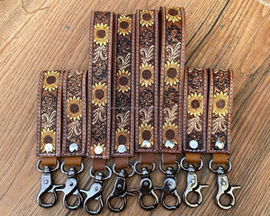 Vente en gros d'accessoires de sublimation usinés à la main porte-clés en cuir véritable personnalisé - Product Image 3